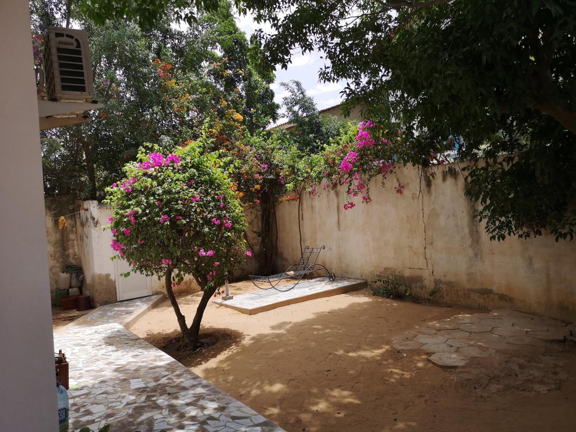 Keur Baboune M'Bour Esterno foto